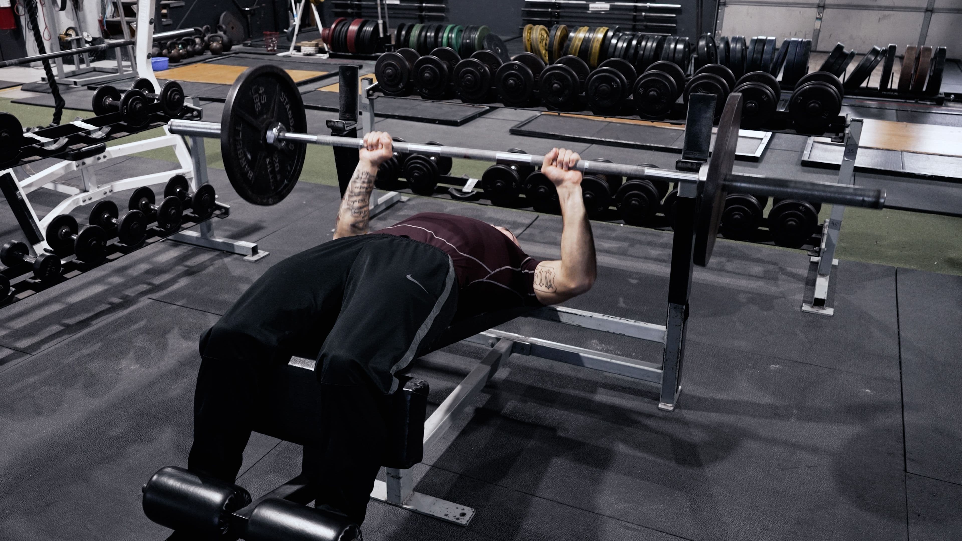 decline bench press