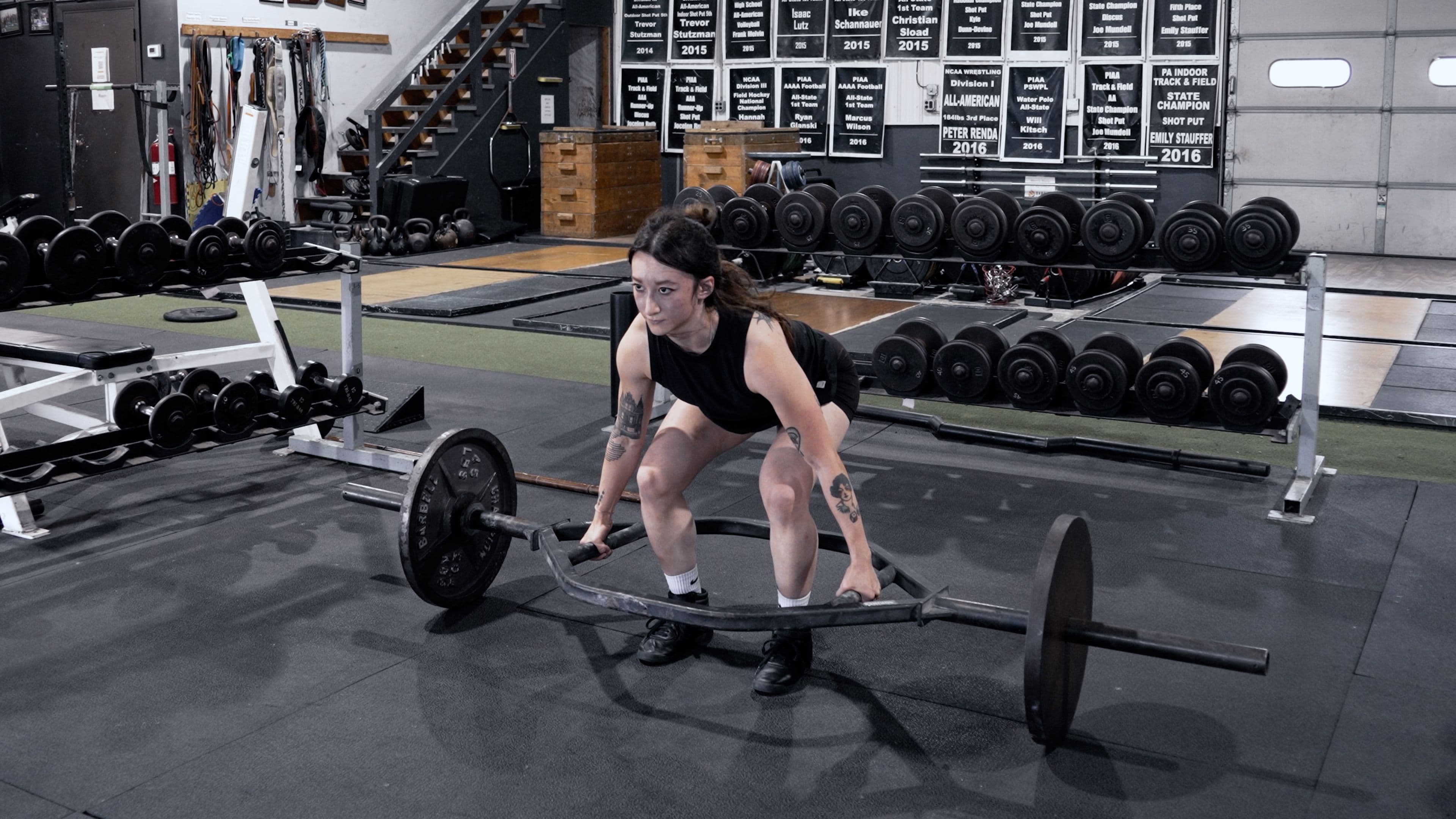 trap bar deadlift